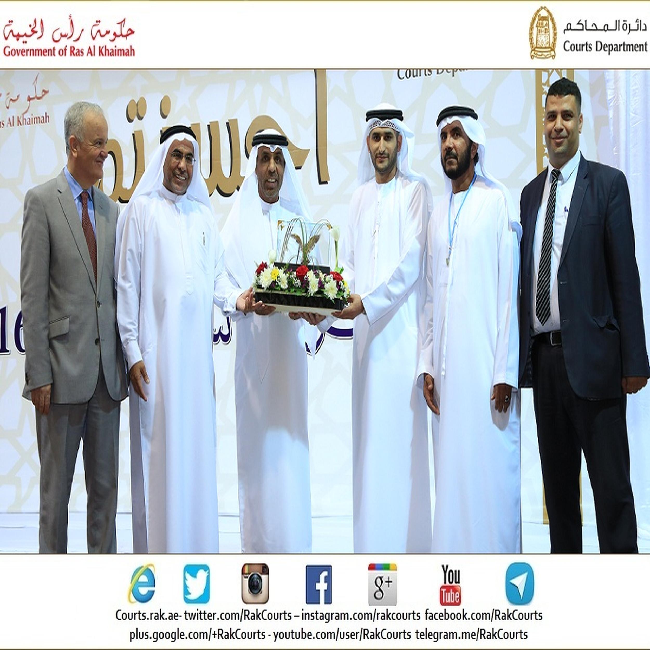 محاكم رأس الخيمة تكرم أعضاء السلطة القضائية والشركاء الاستراتيجيين وفرق العمل والموظفين المتميزين