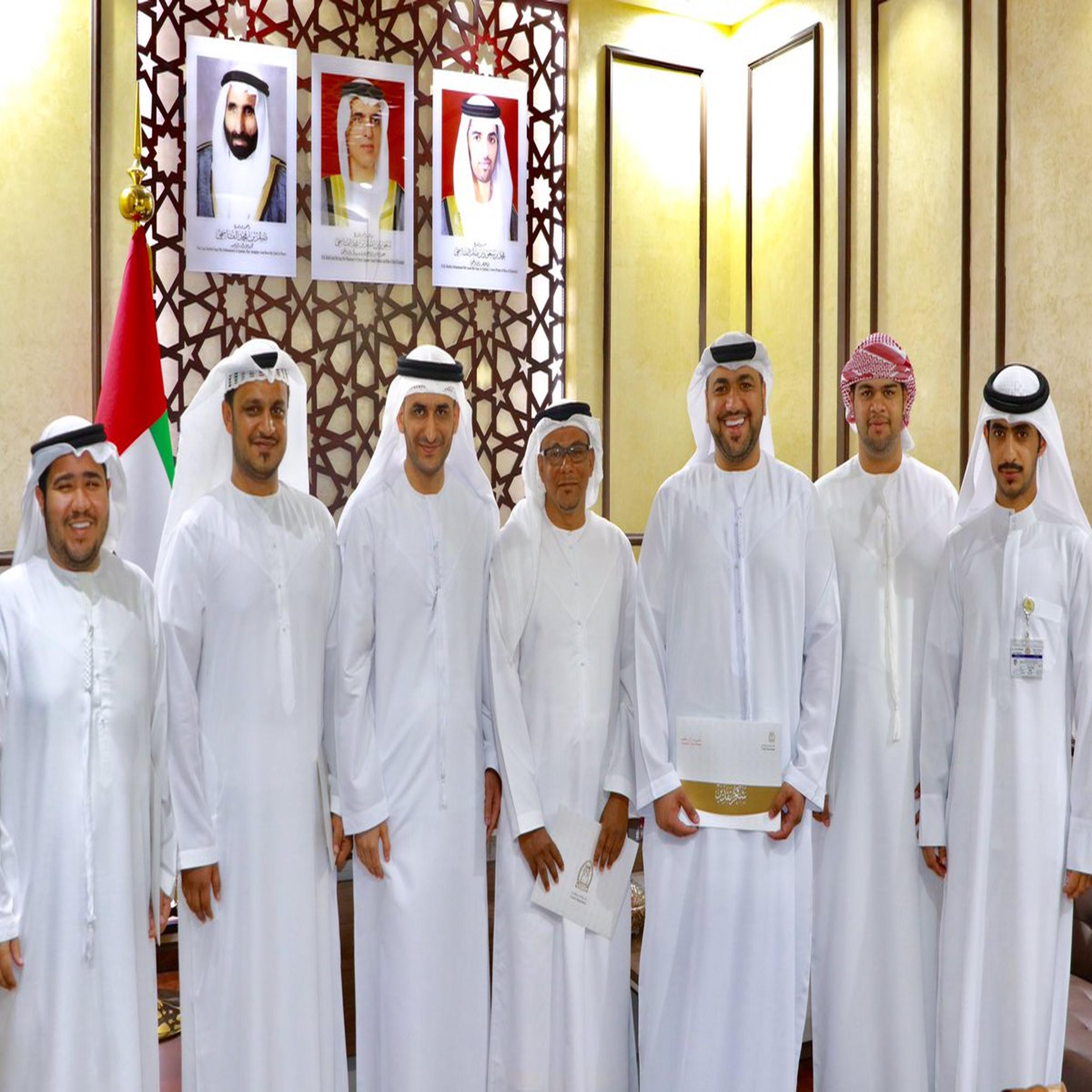 محاكم رأس الخيمة تكرم الطلبة المتدربين