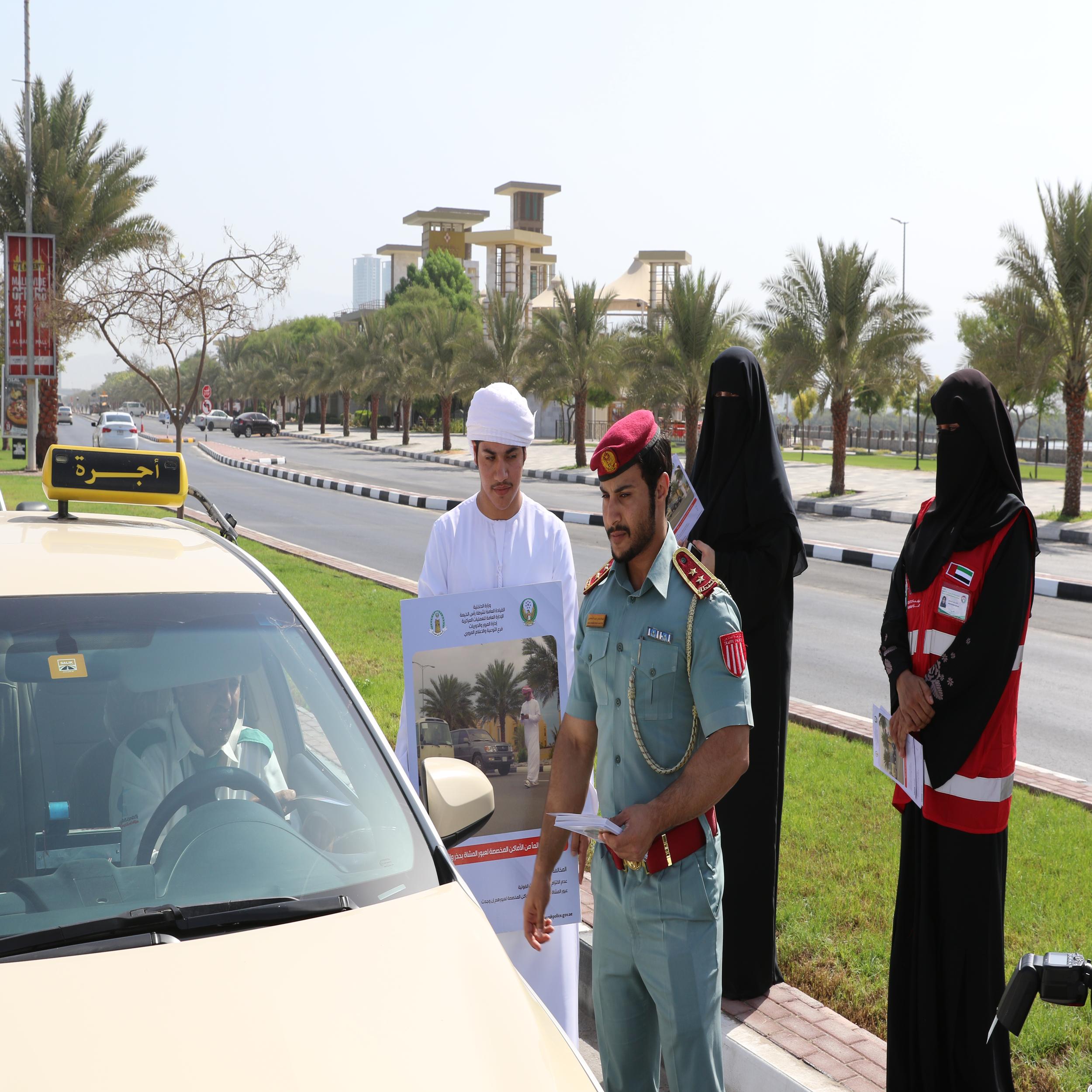 فريق سواعد الخير التطوعي ينشر التوعية المرورية ضمن مبادرة “سلامة