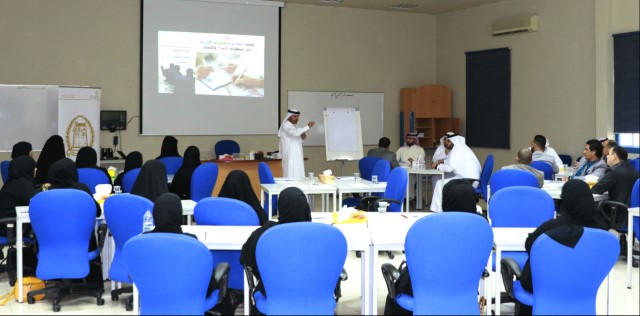 Album Name: اختتام دورة كتابة التقارير لموظفي محاكم رأس الخيمة