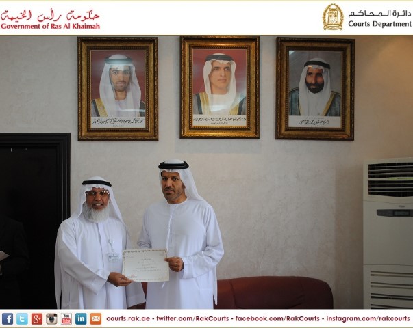 اسم الألبوم: تكريم الموظفين المجتازين للبرامج والدورات التدريبية