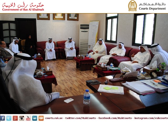 Album Name: مدير عام محاكم دبي يطلع على تجربة مكاتب إدارة الدعوى بمحاكم رأس الخيمة
