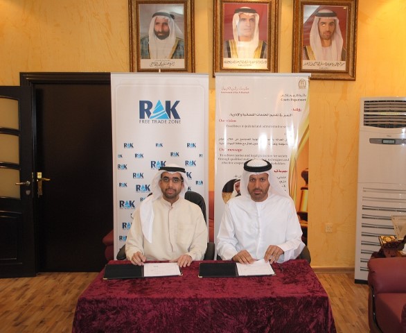 Album Name: شراكة استراتيجية بين دائرة المحاكم وهيئة المنطقة الحرة برأس الخيمة