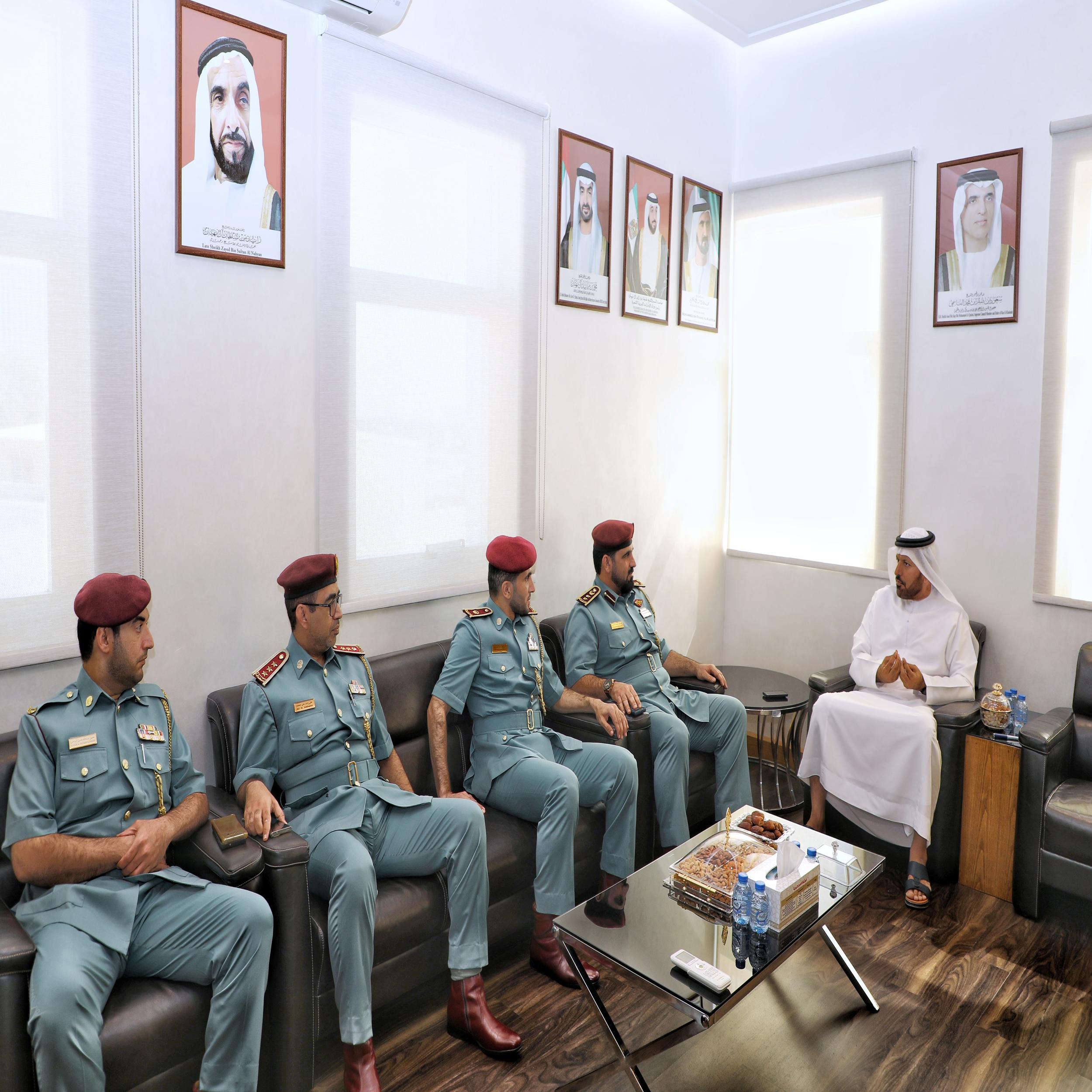 رئيس محاكم رأس الخيمة يستقبل مدير إدارة المؤسسة العقابية والإصلاحية