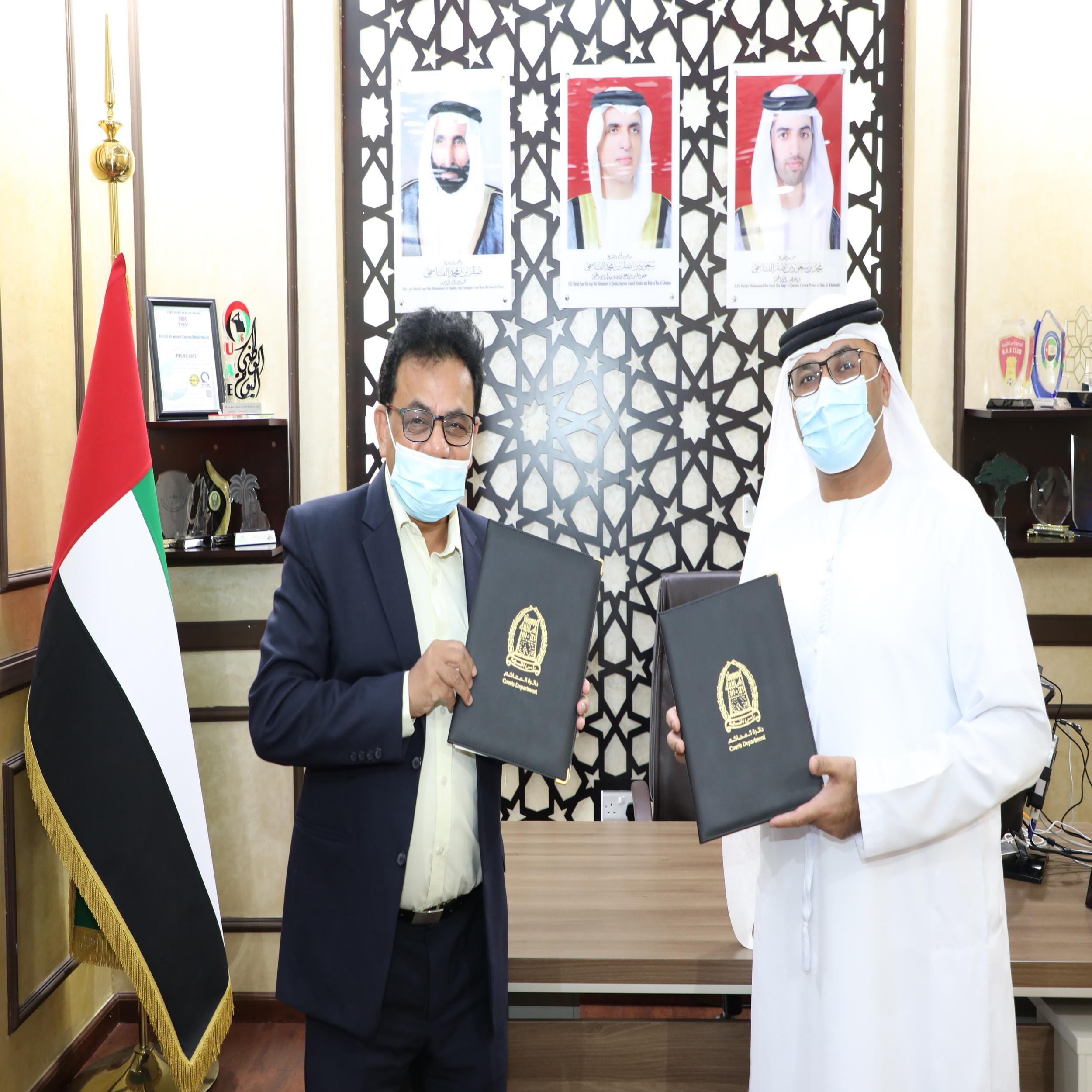 محاكم رأس الخيمة توقع مذكرة تفاهم مع مركز الاتحاد للطب